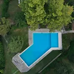 Sani Pool Vila