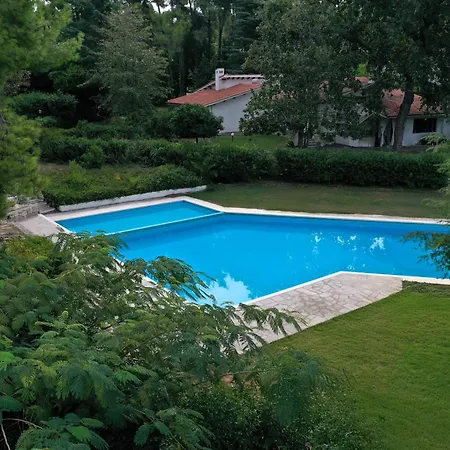 Villa Sani Pool *
