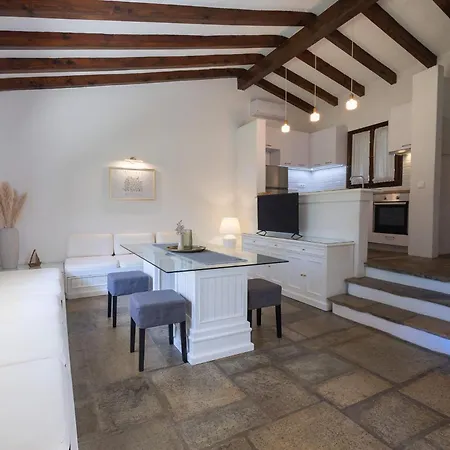 Sani Pool Sani (Chalkidiki)