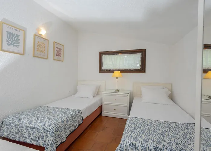 Sani Pool Вилла