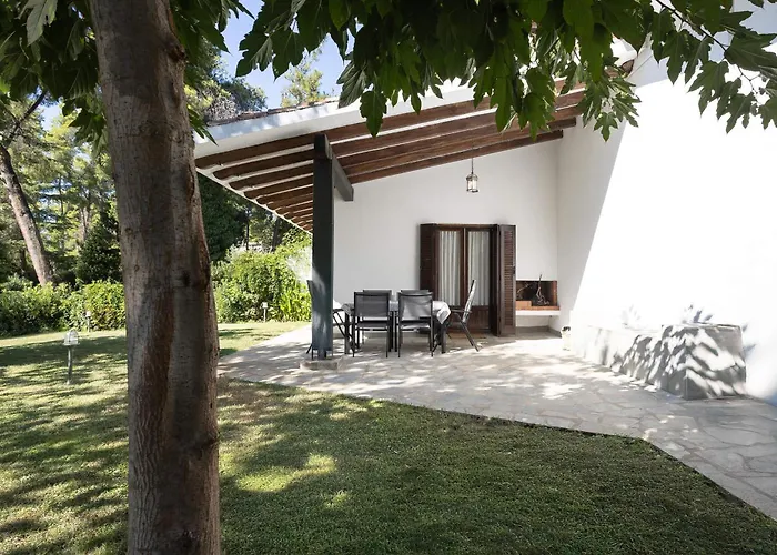 Sani Pool Вилла Сани-Бич