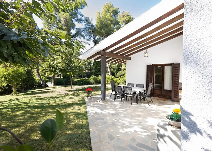 Вилла Sani Pool Сани-Бич